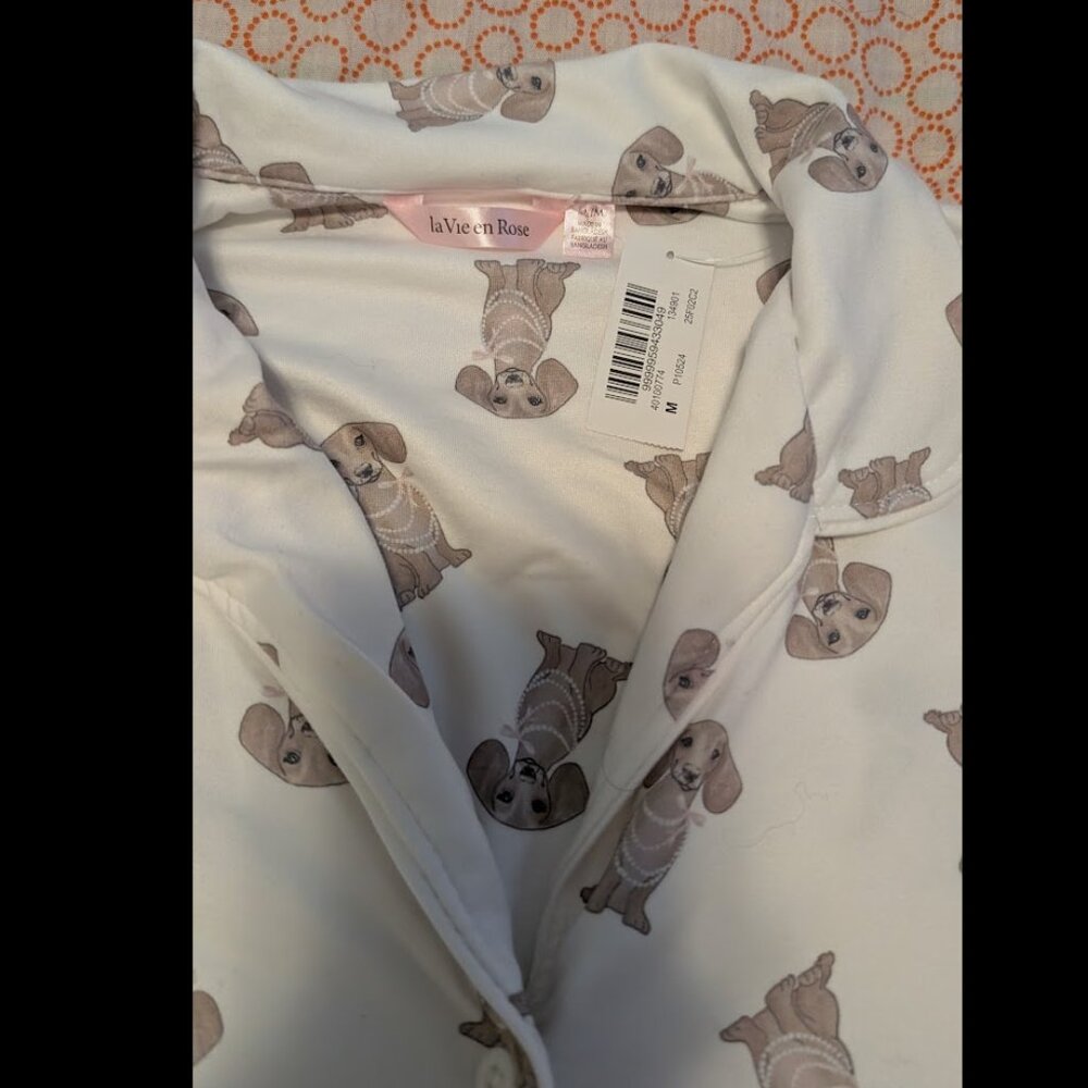 La Vie En Rose Super Soft Dachshund Print Button-Down Pajama Top – Size M (NWT) - Picture 4 of 4